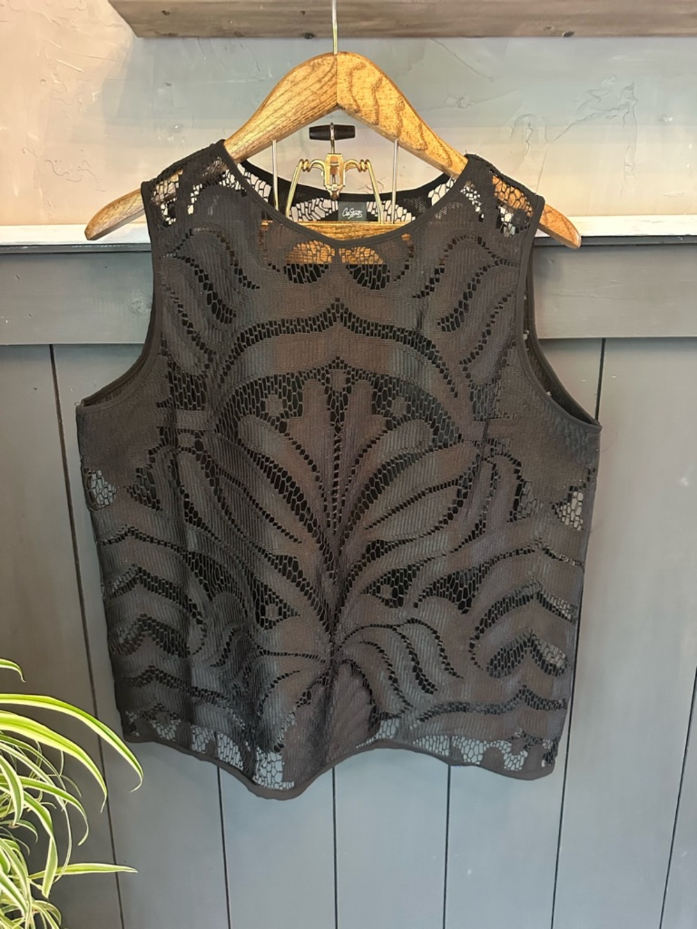 City Streets Black Lace Cut Out Sleeveless Camisole size Large